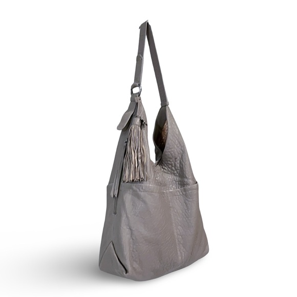 NWOT! Lucky Brand Gray Buffalo Grain Leather Hobo Shoulder Bag - Picture 4 of 11